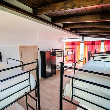 Hostel Poseidonas *