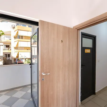 Poseidonas Hostel Sarande