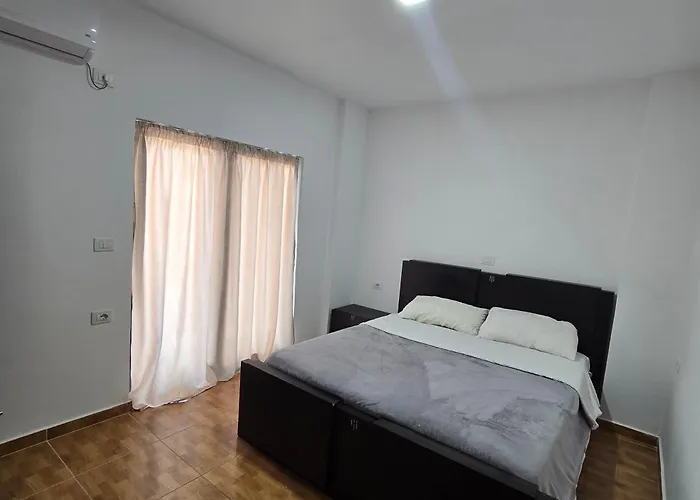 Ostello Lazy Roo Sarandë