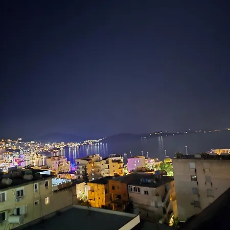 Lazy Roo Hostal Sarandë